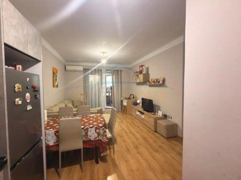 Apartament 1+1 në shitje në Tirane Taxi, Tiranë, 68 m². Foto 2 nga 3