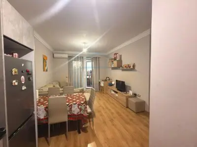 Appartamento 1+1 in vendita ad Unaza e Re, Tirana, 68 m². Foto 2 di 3