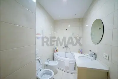 Apartament 2+1 me qera në Ministria e Jashtme, Tiranë, 106 m². Foto 8 nga 9