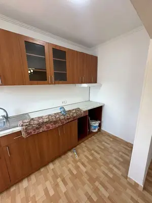 Apartament 1+1 në shitje në Rruga Irfan Tomini, Tiranë, 60 m². Foto 2 nga 10