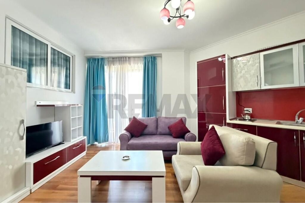Appartamento in vendita a Farkë, Tirana, 83 m². Foto 2 di 3