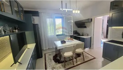 Vilë në shitje në Vishnjë, Tiranë, 1 410 m². Foto 4 nga 12