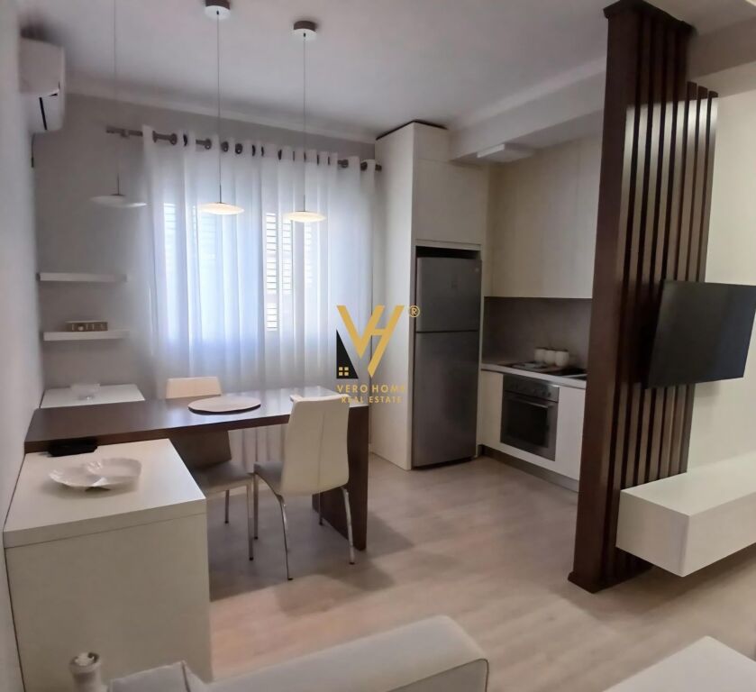 Apartament 2+1 me qera në Kodra e Diellit, Tiranë, 70 m². Foto 2 nga 3