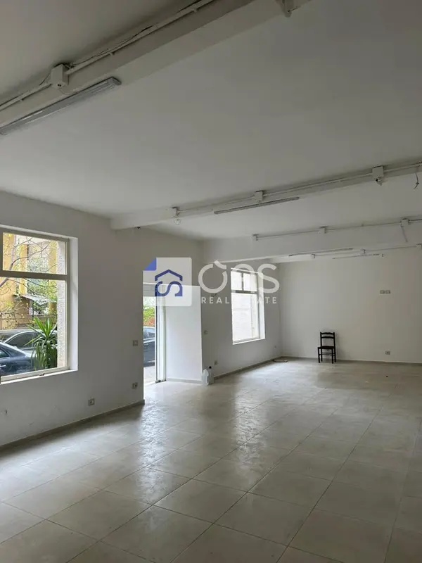 Shop for rent in Tregu Elektrik, Tirana, 100 m²