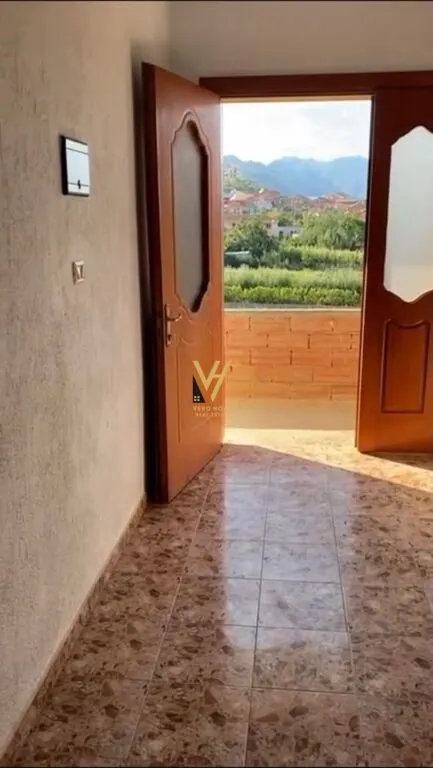 Appartamento 2+1 in vendita a Pogradec, Korce, Pogradec, 180 m². Foto 1 di 4