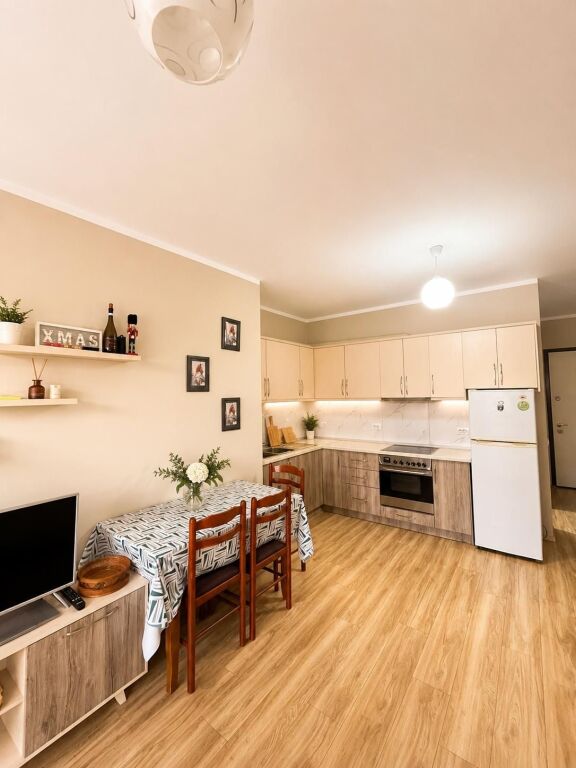 Apartment 1+1 for rent in Tirana, 69 m². Photo 2 of 3