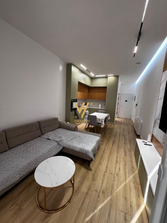 Apartament 2+1 me qera në Kopshti Botanik i Tiranës, Tiranë, 110 m². Foto 2 nga 3