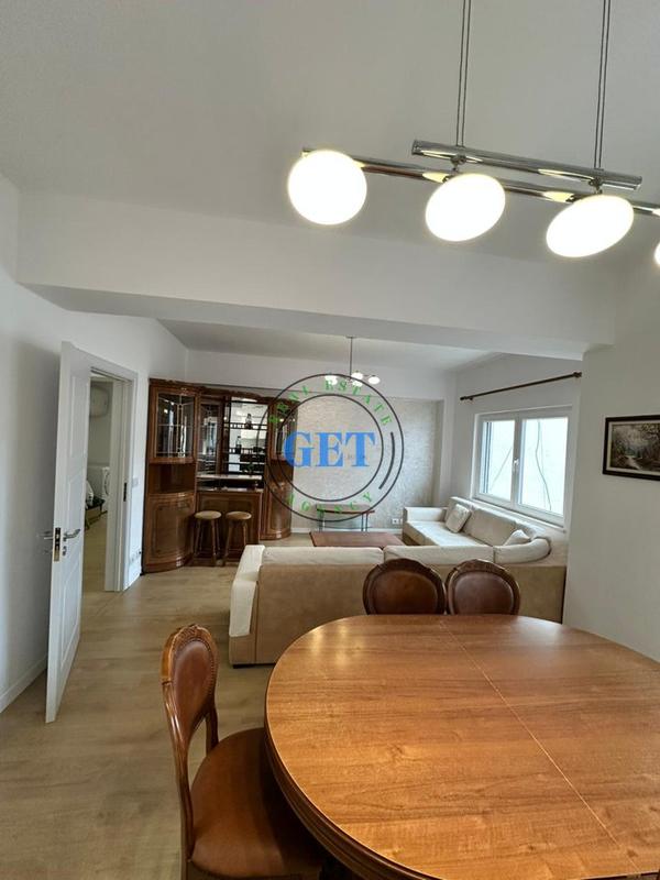 Apartament 3+1 në shitje në Tregu i Fruta-Perimeve, Durrës, 120 m². Foto 3 nga 12