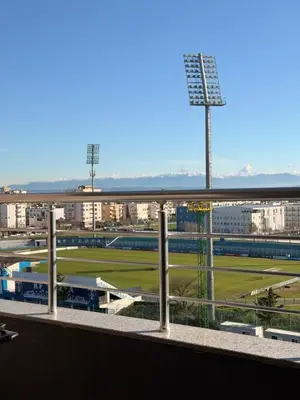 Apartament 2+1 me qera në Stadiumi Niko Dovana, Durrës, 80 m². Foto 2 nga 12