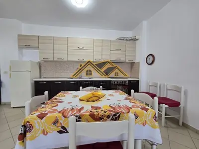 Apartament 2+1 me qera në Rruga Jahja Ballhysa, Durrës, 110 m². Foto 3 nga 12