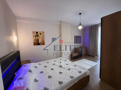 Apartament 2+1 me qera në Rruga e Barrikadave, Tiranë, 103 m². Foto 3 nga 8