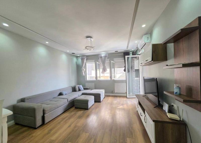 Appartamento 2+1 in vendita a Rruga 1 Maj, Coriza, 108 m²