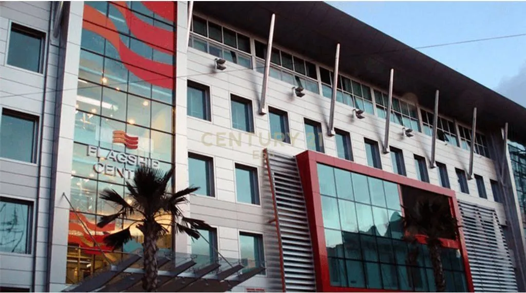 Shop for sale in Qendra Tregtare Flagship, Durrës, 60 m². Photo 1 of 1