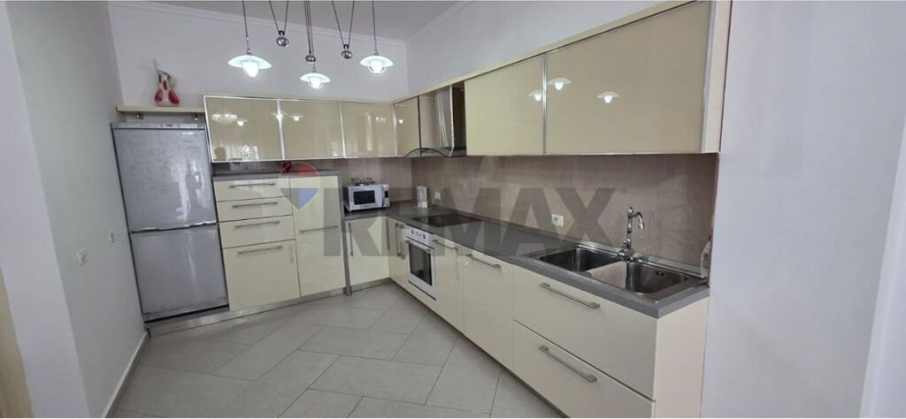 Apartment for rent in Kopshti Botanik, Tirana, 112 m². Photo 1 of 3