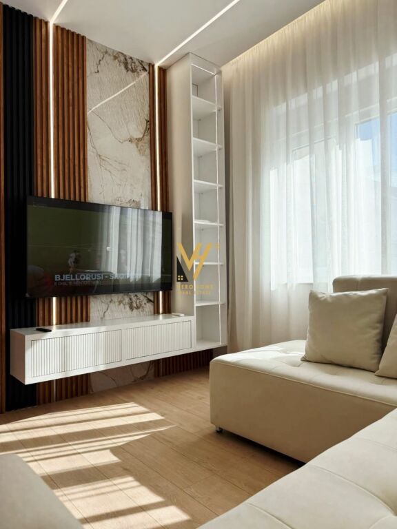 Apartament 1+1 me qera në Myslym Shyri, Tiranë, 66 m². Foto 2 nga 3