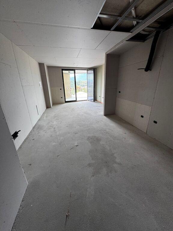 Apartament 2+1 në shitje në Liqeni Thatë, Tiranë, 153 m². Foto 9 nga 10