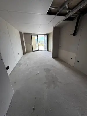 Appartamento 2+1 in vendita a Liqeni i Thatë, Tirana, 153 m². Foto 9 di 10