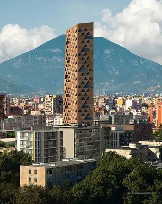 Apartament në shitje në Rruga Xhanfize Keko, Tiranë, 151 m². Foto 1 nga 2