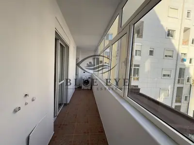 Apartament 2+1 me qera në Stacioni i Trenit, Durrës, 90 m². Foto 2 nga 12