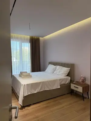 Appartamento 2+1 in affitto a Rruga Berisha, Kamza, 159 m². Foto 3 di 10
