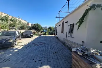 House 1+1 for rent in Cole, Vlorë, 200 m². Photo 4 of 9