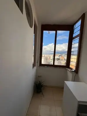 Apartament 1+1 me qera në Rruga e Bogdanëve, Tiranë, 60 m². Foto 4 nga 6