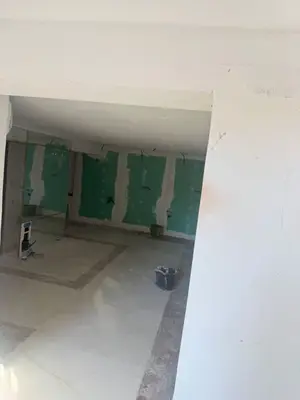 Negozio in affitto a Blloku, Tirana, 40 m². Foto 2 di 3
