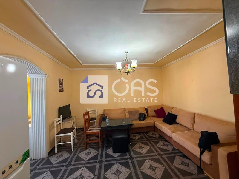 Appartamento 1+1 in affitto a Rruga e Dibrës, Tirana, 60 m²