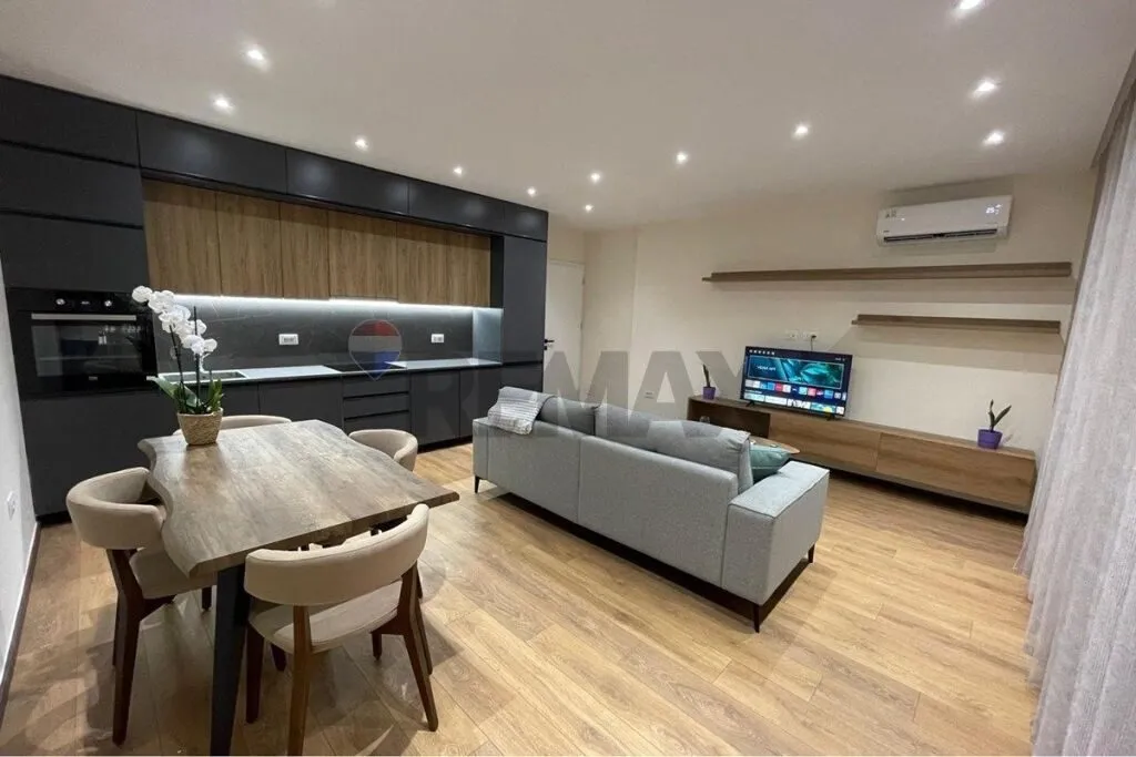 Apartament 1+1 me qera në Rruga Bardhok Biba, Tiranë, 55 m². Foto 1 nga 8