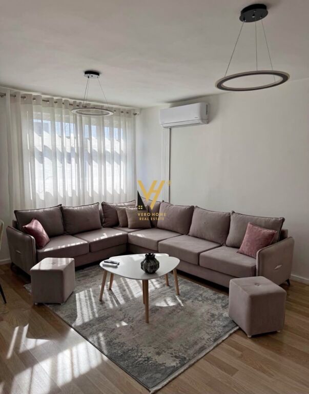 Apartament 1+1 në shitje në Rruga Bardhyl, Tiranë, 64 m²