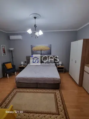 Apartament 1+1 me qera në Shkolla e Baletit, Tiranë, 75 m². Foto 2 nga 8