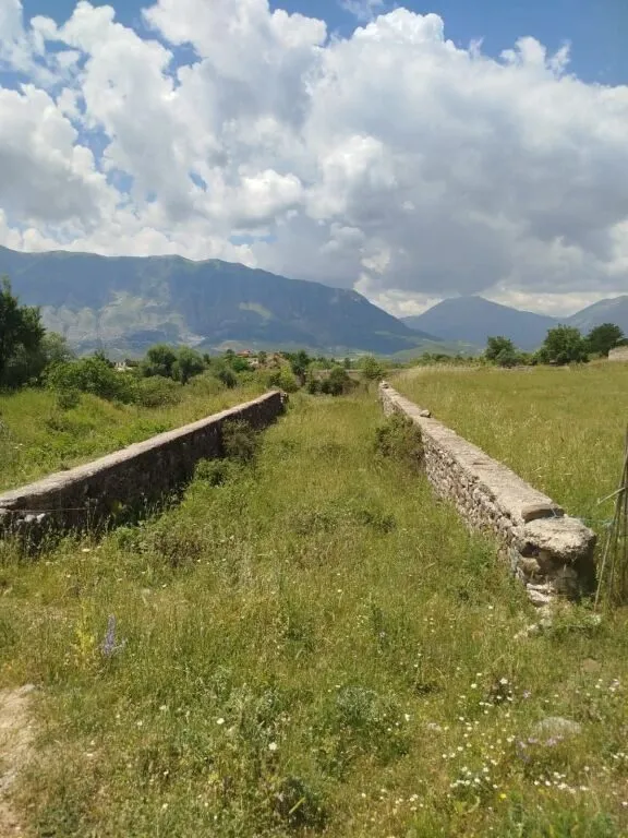 Tokë në shitje në Erind, Gjirokastër, 450 m². Foto 1 nga 1