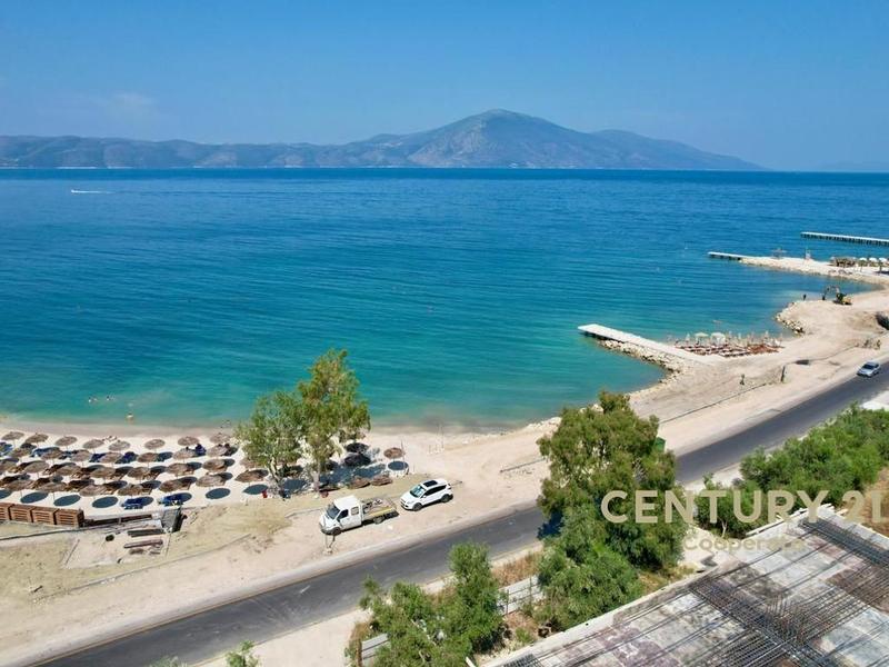 Attico 2+1 in vendita a Radhima, Valona, 257 m²