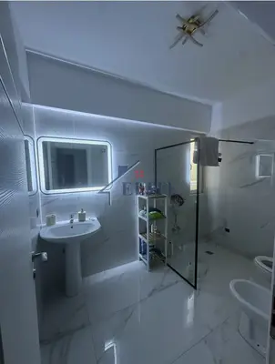 Apartament 2+1 me qera në Liqeni i Thatë, Tiranë, 120 m². Foto 11 nga 11