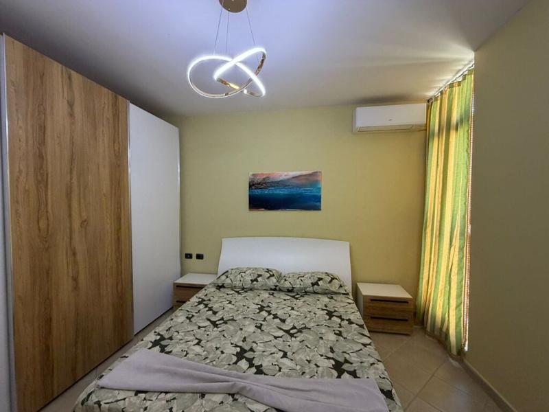 Apartament 2+1 me qera në Rruga Qemal Stafa, Tiranë, 103 m². Foto 9 nga 12
