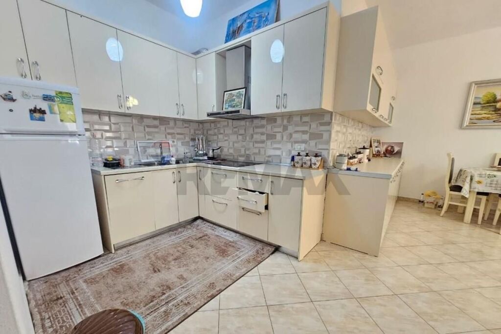 Apartament në shitje në Rruga Sotir Caci, Tiranë, 97 m². Foto 2 nga 3