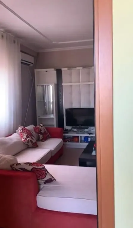 Appartamento 1+1 in affitto a Rruga Mihal Duri, Tirana, 62 m². Foto 1 di 3