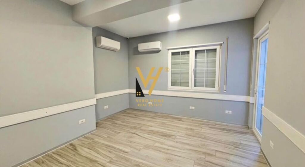 Ambient biznesi me qera në Materniteti i Ri, Tiranë, 110 m². Foto 1 nga 3