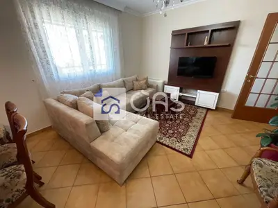 Apartament 2+1 me qera në Perball Stadiumit Air Albania. Cmimi: 1000€, Tiranë, 99 m². Foto 3 nga 10
