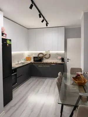 Appartamento 1+1 in vendita a Liqeni i Thatë, Tirana, 65 m². Foto 2 di 9