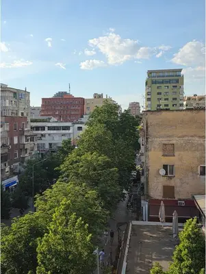 Ufficio in affitto a Sheshi Willson, Tirana, 60 m². Foto 4 di 6