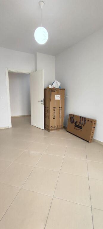 Apartament 2+1 me qera në Linzë, Tiranë, 80 m². Foto 5 nga 8