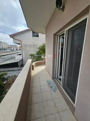 Apartament 2+1 me qera në Tregu Industrial, Durrës, 150 m². Foto 8 nga 12