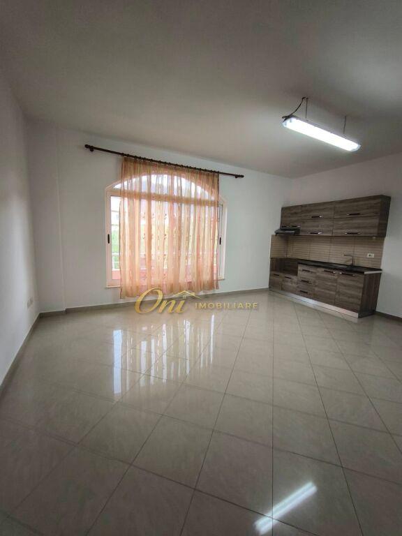 Apartament 1+1 me qera në Kodra e Priftit, Tiranë, 70 m²