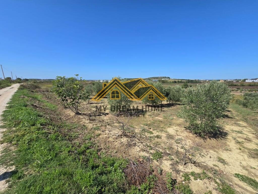 Tokë në shitje në Manez, Durrës, 6 350 m². Foto 1 nga 9