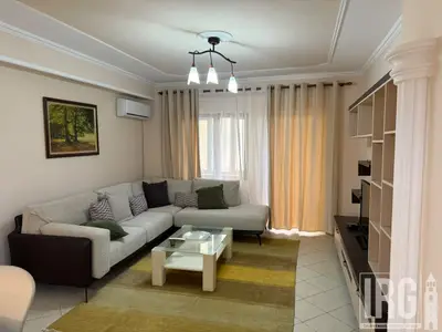 Apartament 3+1 me qera në Rruga Him Kolli, Tiranë, 132 m². Foto 1 nga 12