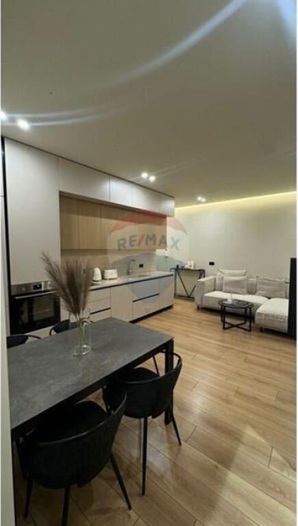 Apartment for rent in Rruga e Kosovarëve, Tirana, 76 m². Photo 2 of 3