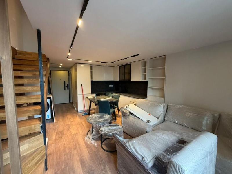 Apartament 1+1 në shitje në Pallati me Shigjeta, Tiranë, 96 m²