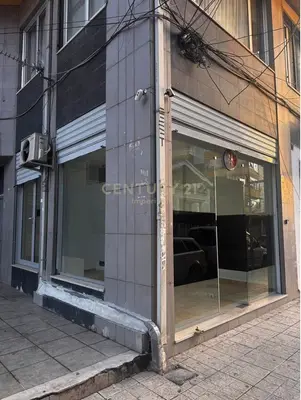 Ambient biznesi me qera në Rruga Fortuzi, Tiranë, 28 m². Foto 6 nga 7