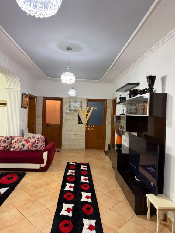 Apartament 2+1 me qera në Rruga Siri Kodra, Tiranë, 100 m². Foto 3 nga 3